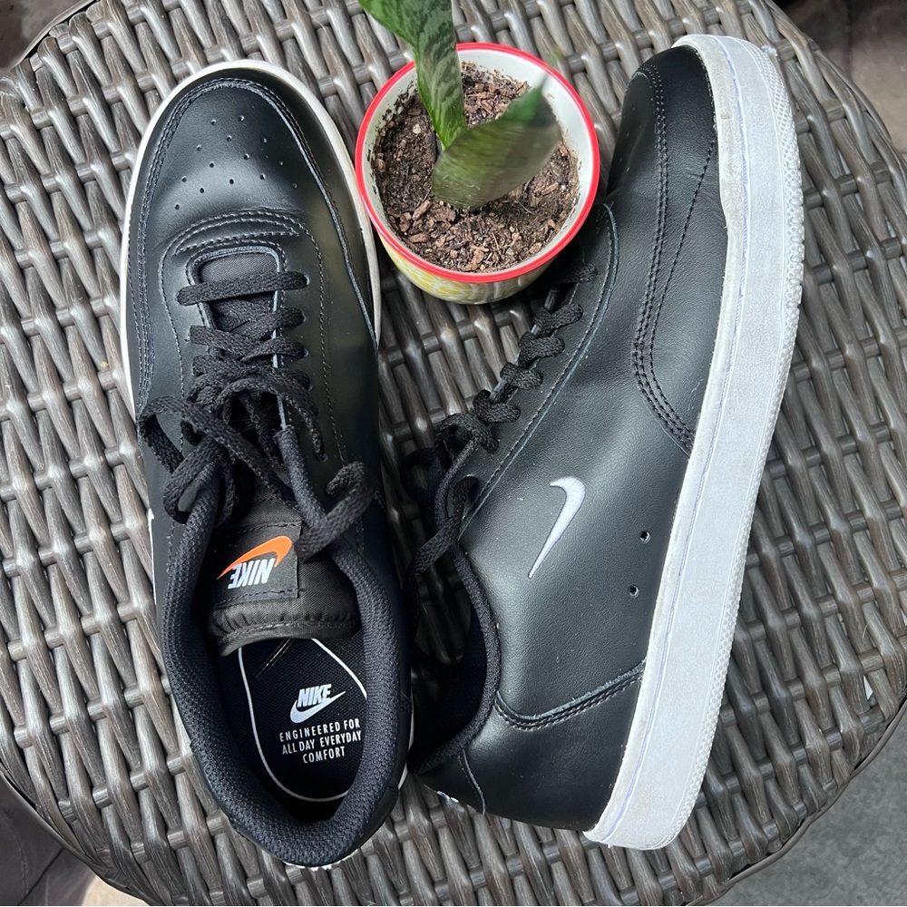 Nike sportswear court vintage shoes